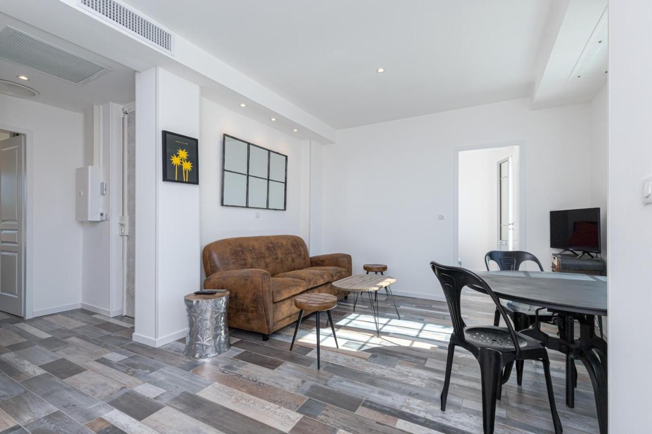 Squared Head-Apartment With Terrace In Ница Екстериор снимка