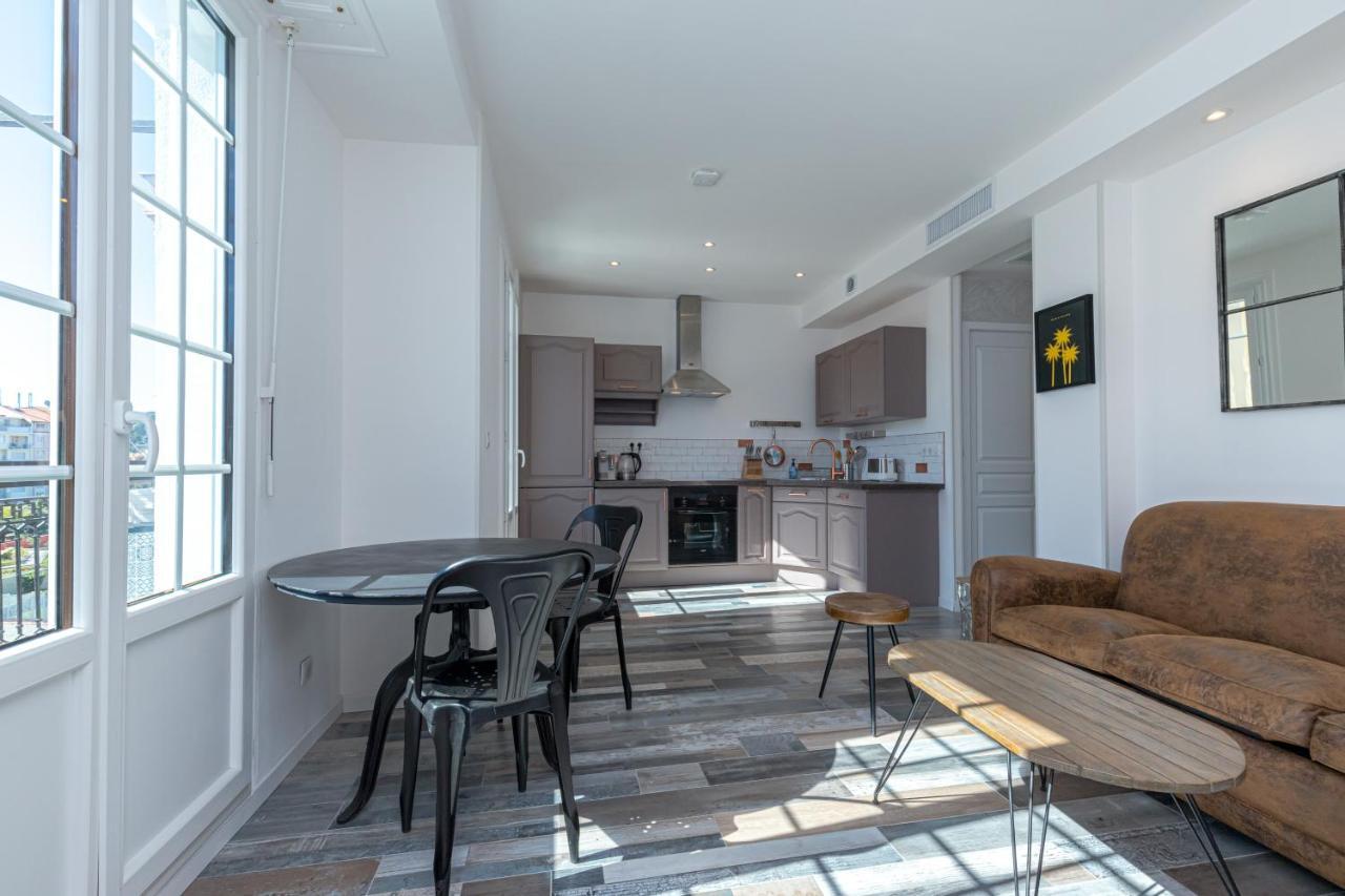 Squared Head-Apartment With Terrace In Ница Екстериор снимка